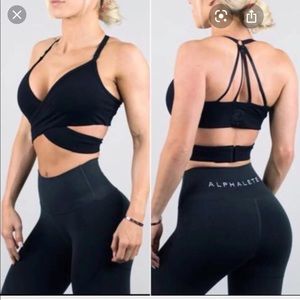 Size small alphalete wrap bra